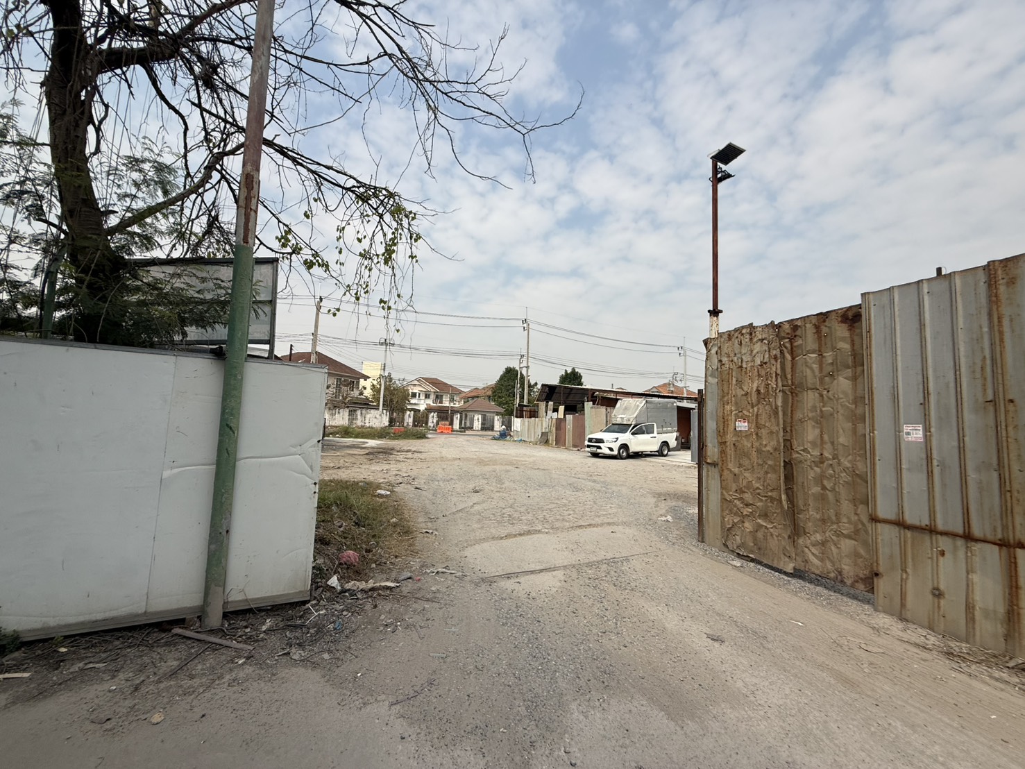 border-radius:20px; width:100%